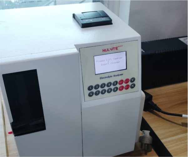 Electrolyte analyzer